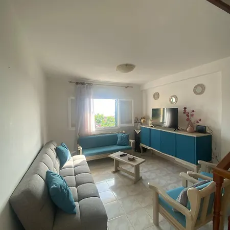 Prázdninový dům Eirini's Sea View House *